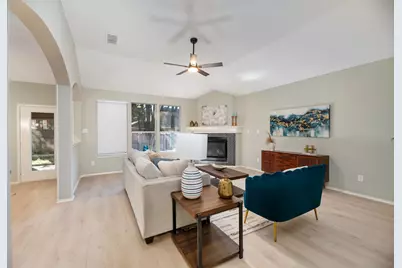 716 Red Oak, Crowley, TX 76036 - Photo 7