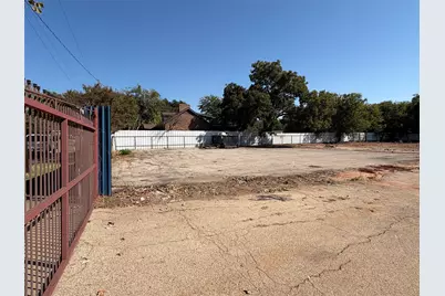 614 N Crockett Street, Granbury, TX 76048 - Photo 9