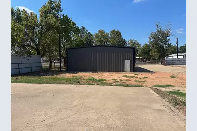 614 N Crockett Street, Granbury, TX 76048 - Photo 7