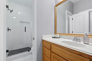 109 Diablo Dr, Burleson, TX 76028 - Photo 17