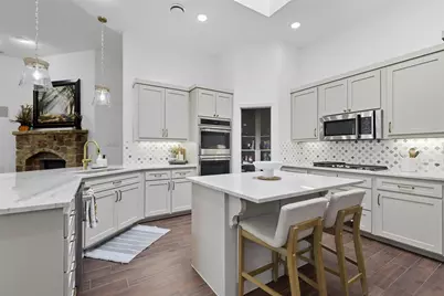 109 Diablo Drive, Burleson, TX 76028 - Photo 7