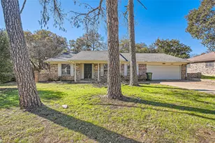 808 Stratford Dr, Bedford, TX 76021 - Photo 1