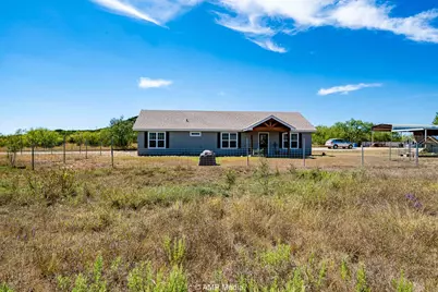 1002 County Road 209, Wingate, TX 79566 - Photo 5