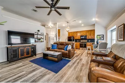 501 Mustang Trail, Celina, TX 75009 - Photo 9