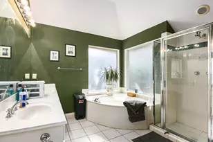 5924 Canberra Ln, Arlington, TX 76017 - Photo 23