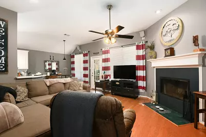 5924 Canberra Lane, Arlington, TX 76017 - Photo 5