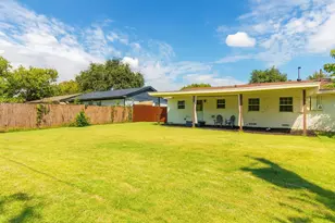 518 E Daugherty Dr, Garland, TX 75041 - Photo 19