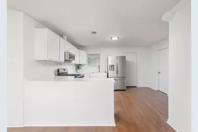 518 E Daugherty Drive, Garland, TX 75041 - Photo 7