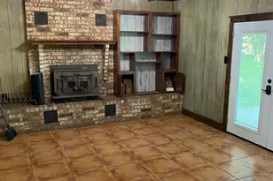 603 W 11th Street W, Clarksville, TX 75426 - Photo 3