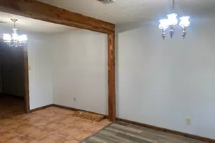 603 W 11th Street W, Clarksville, TX 75426 - Photo 5