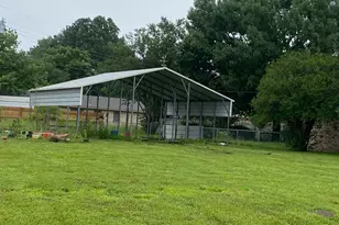 603 W 11th Street W, Clarksville, TX 75426 - Photo 19