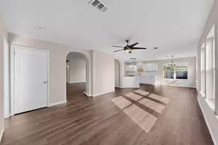 1004 Canyon Dr, Justin, TX 76247 - Photo 9