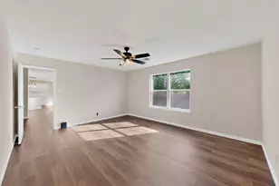 1004 Canyon Dr, Justin, TX 76247 - Photo 17