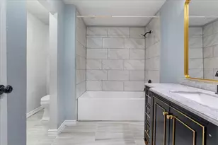 836 W Eighth St, Dallas, TX 75208 - Photo 17