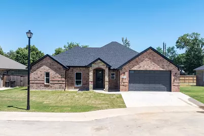 717 Cobblestone Circle, Mabank, TX 75147 - Photo 1