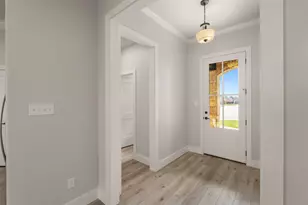 717 Cobblestone Cir, Mabank, TX 75147 - Photo 3