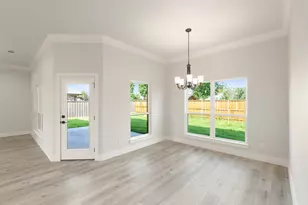 717 Cobblestone Cir, Mabank, TX 75147 - Photo 9