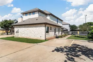 2016 S 11th St, Waco, TX 76706 - Photo 35