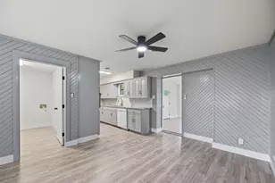 1106 Edgewood St, Ennis, TX 75119 - Photo 11