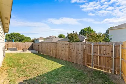 6724 Meadow Way Lane, Fort Worth, TX 76179 - Photo 29