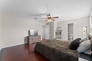 6724 Meadow Way Ln, Fort Worth, TX 76179 - Photo 15