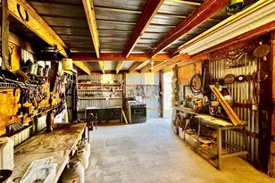 413 E Locust St, Whitewright, TX 75491 - Photo 11