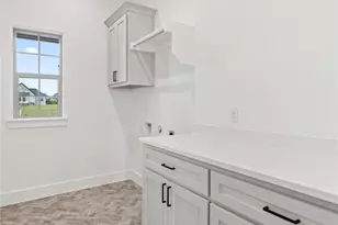 104 Prairie Winds Dr, Poolville, TX 76487 - Photo 17