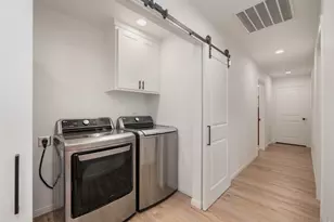 614 W 3rd St, McGregor, TX 76657 - Photo 23