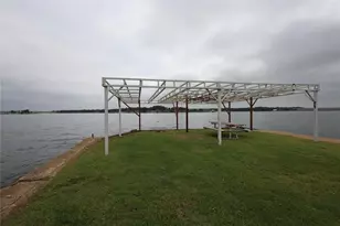 310 Hightop St, Brownwood, TX 76801 - Photo 7