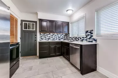 110 Ocean Drive, Richardson, TX 75081 - Photo 5