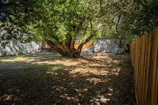 204 Robbins St, Quitman, TX 75783 - Photo 25