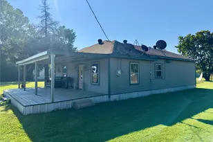 200 E South St, Trenton, TX 75490 - Photo 17