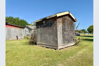 200 E South Street, Trenton, TX 75490 - Photo 27