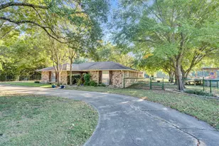 111 Oak Creek Ln, Ovilla, TX 75154 - Photo 5