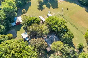 111 Oak Creek Ln, Ovilla, TX 75154 - Photo 7