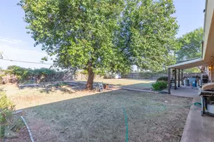 708 Aspen St, Knox City, TX 79529 - Photo 11