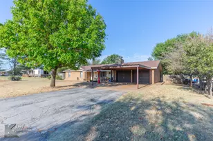 708 Aspen St, Knox City, TX 79529 - Photo 5