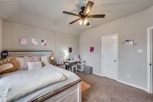 2032 Olivereta Dr, Little Elm, TX 75068 - Photo 13