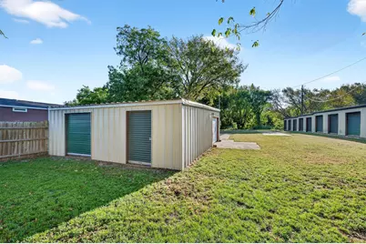 104 S Commercial Street, Bells, TX 75414 - Photo 5