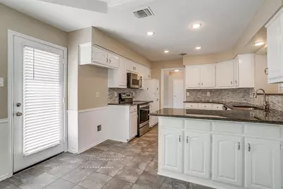 2874 Stoneridge Drive, Garland, TX 75044 - Photo 11