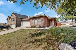 6525 Willow Oak Ct, Fort Worth, TX 76112 - Photo 5