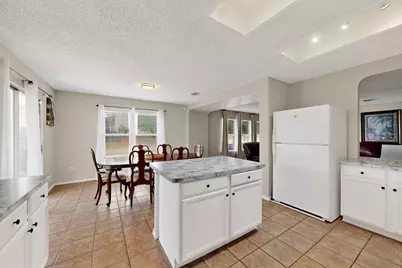 6525 Willow Oak Court, Fort Worth, TX 76112 - Photo 11