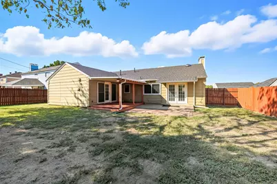2017 Jessie Place, Edgecliff Village, TX 76134 - Photo 33