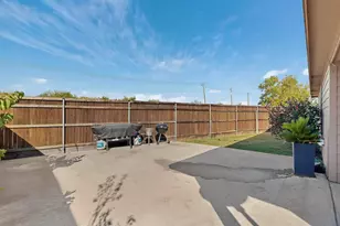 10332 Grigsby Dr, Fort Worth, TX 76140 - Photo 31