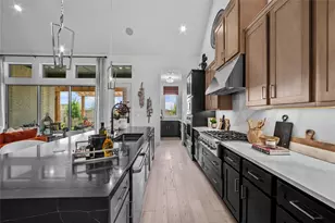 609 Long Trl, Mansfield, TX 76063 - Photo 17