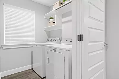 526 W Elm Street, Denison, TX 75020 - Photo 17