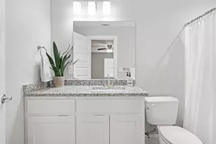 526 W Elm St, Denison, TX 75020 - Photo 15