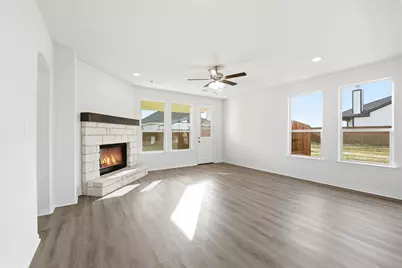 1240 Sabine River Lane, Springtown, TX 76082 - Photo 11