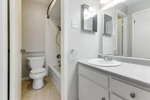 13842 Methuen Green Ln, Dallas, TX 75240 - Photo 9