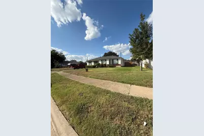 8133 Cavalier Circle, Dallas, TX 75227 - Photo 3